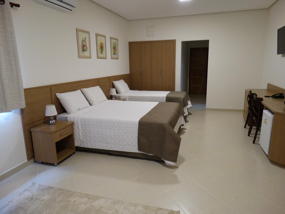Hotel E Restaurante Sabor De Minas Salinas  Dış mekan fotoğraf