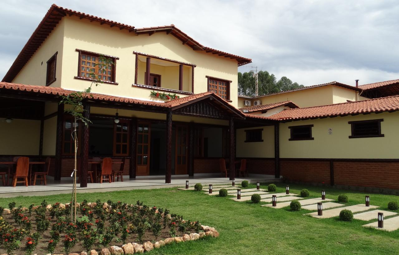Hotel E Restaurante Sabor De Minas Salinas  Dış mekan fotoğraf